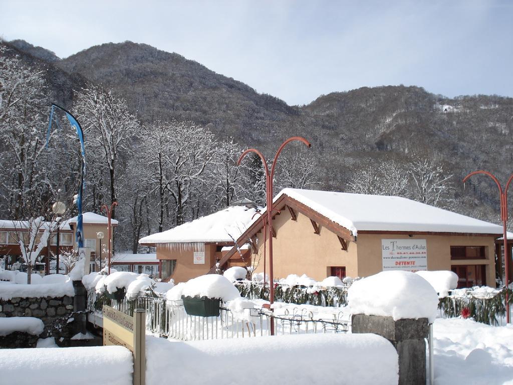 Residence Des 3 Cesars โอลุส์เลส์แบงส์ ภายนอก รูปภาพ
